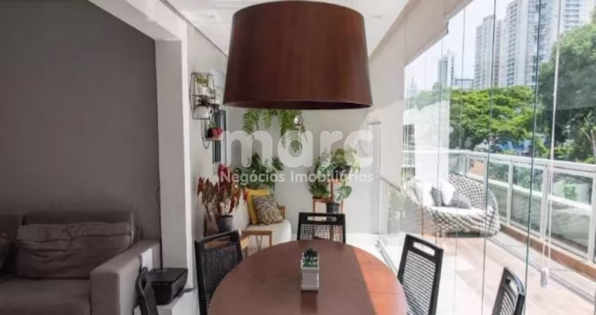 Apartamento com 3 quartos à venda na Rua Nilo, 170, Aclimação, São Paulo