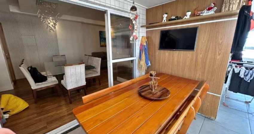 ESTE VENDE RÁPIDO! 3 SUÍTES ALTO PADRÃO COM VISTA PARA O MAR NA QUADRA DA PRAIA!