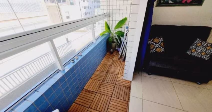 Apartamento com Varanda Envidraçada - Mobiliado e Financia! Venha visitar!