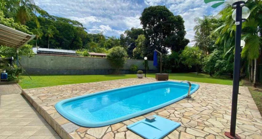 Casa com 4 dormitórios à venda, 334 m² por R$ 950.000,00 - Dos Estados - Timbó/SC