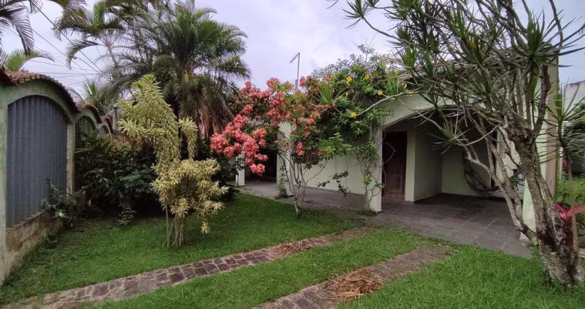 Casa com 5 dorms, Jardim das Palmeiras, Itanhaém - R$ 450 mil, Cod: 70509445