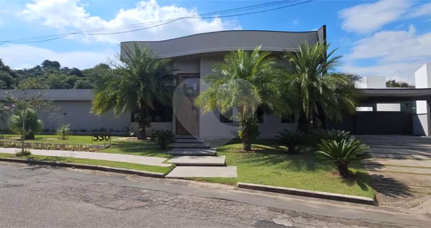 Condomínio com 4 quartos à venda ou para locação em Residencial Village Morro Alto - SP