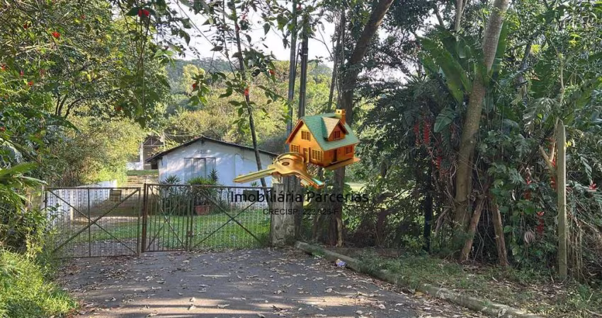 Chácara com 8.664,72 m2  terreno Plano 1 casa + 1 Salão de festas - Jaraguá