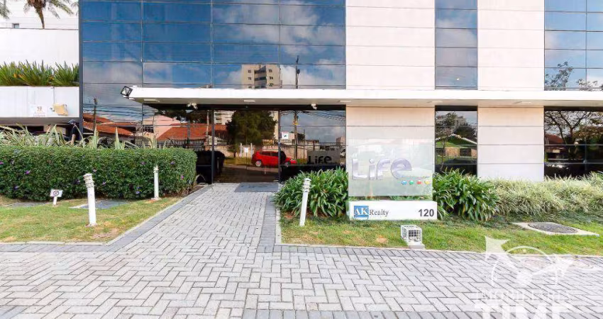 Apartamento com 2 dormitórios para alugar, 60 m² por R$ 3.672,00/mês - Capão Raso - Curitiba/PR
