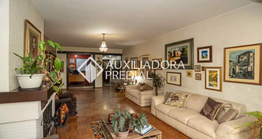Apartamento com 3 quartos à venda na Rua Ramiro Barcelos, 953, Independência, Porto Alegre