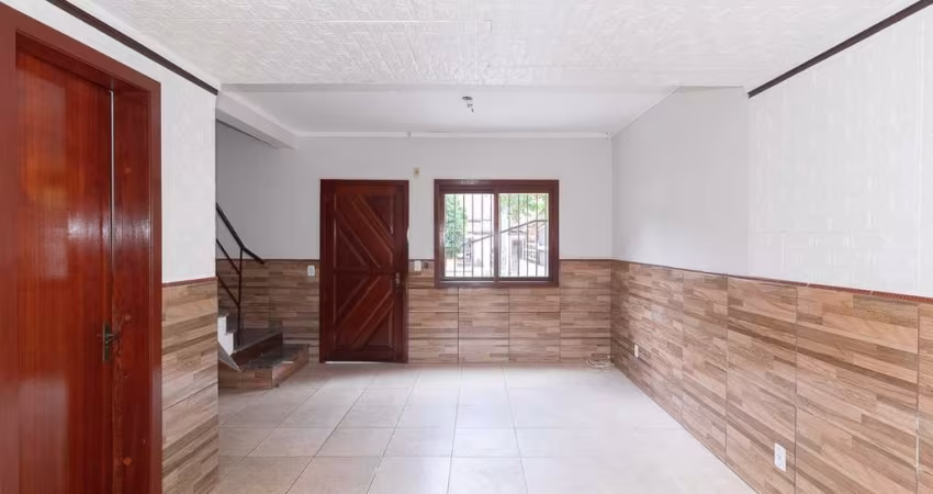 Casa com 2 quartos para alugar na Rua Padre Valerio Alberton, 110, Hípica, Porto Alegre