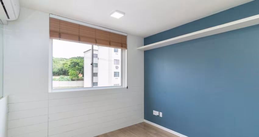 Apartamento com 2 quartos para alugar na Avenida Família Gonçalves Carneiro, 441, Cavalhada, Porto Alegre
