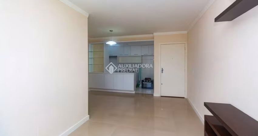 Apartamento com 3 quartos para alugar na Avenida Dom Cláudio José Gonçalves Ponce de Leão, 140, Vila Ipiranga, Porto Alegre