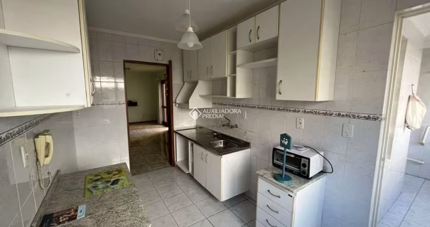 Apartamento com 2 quartos para alugar na Rua Bezerra de Menezes, 406, Passo da Areia, Porto Alegre