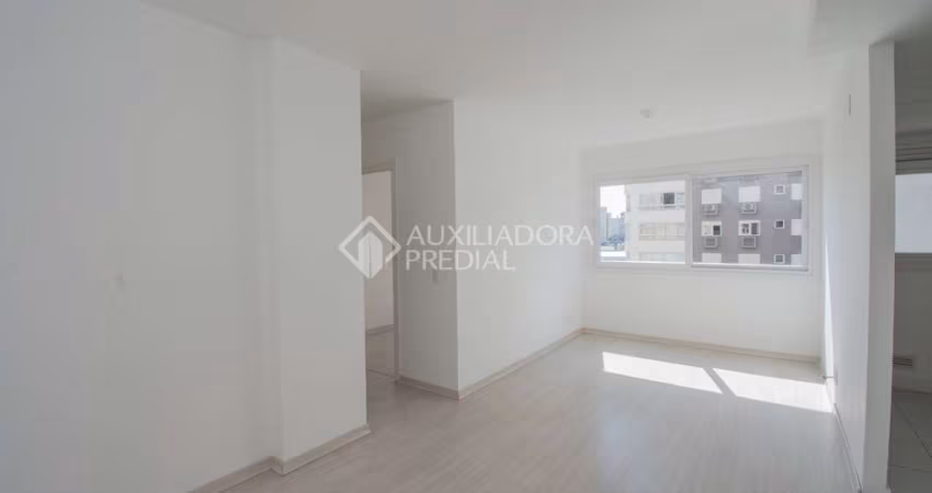 Apartamento com 2 quartos para alugar na Avenida Assis Brasil, 4600, São Sebastião, Porto Alegre