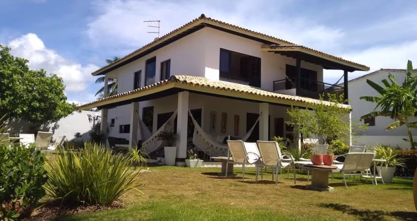 Casa à venda no bairro Ipitanga em Lauro de Freitas/BA
