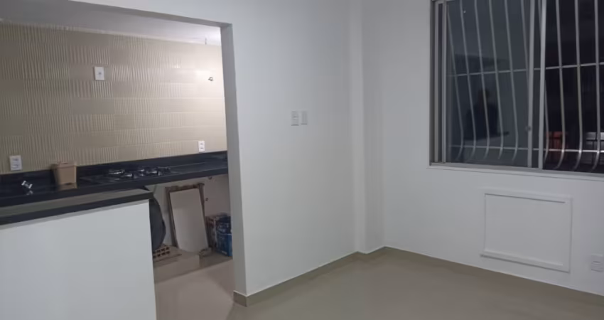 Lindo Apartamento no Fonseca ao lado do Horto Florestal.