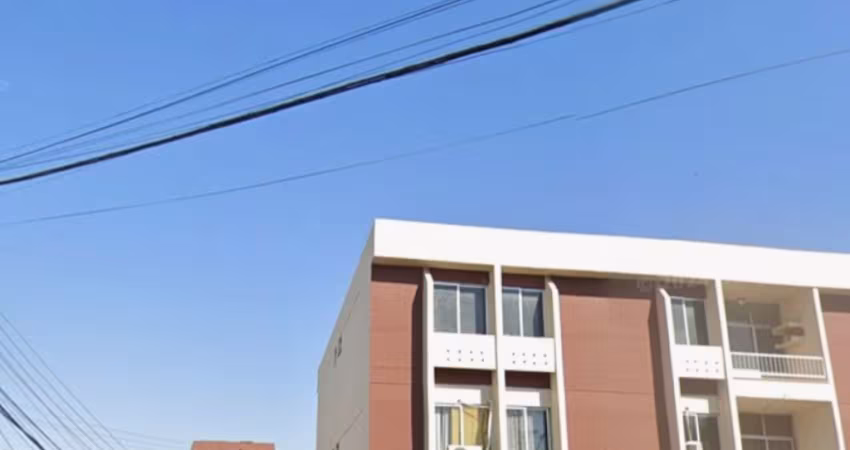 Lindo apartamento, pronto pra morar, na Avenida Tefé, condomínio Kaui. 215.000,00. A VISTA.