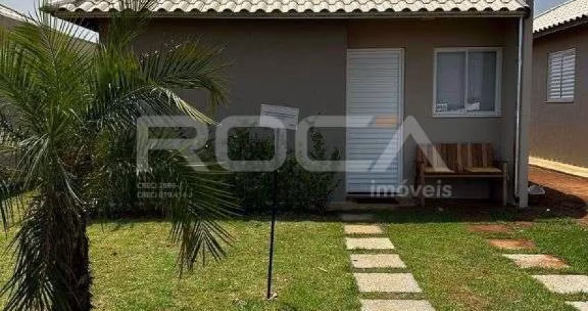 Casa padrão à venda no Jockey Clube, São Carlos: 2 dormitórios, garagem e mais!