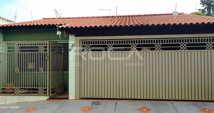 Casa de 3 dormitórios com piscina aquecida no Parque Fehr, São Carlos