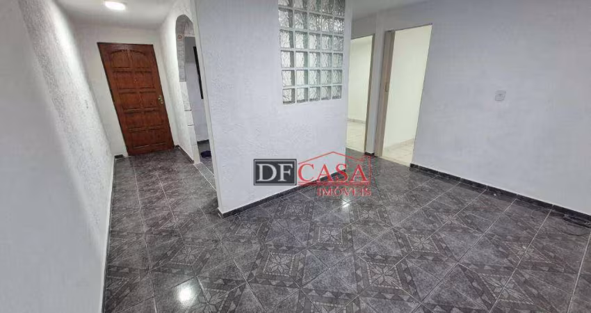 Apartamento em Conjunto Habitacional Santa Etelvina II
