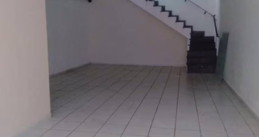 Sobrado para venda e locação com 03 dormitórios e 04 vagas na Vila Zelina.