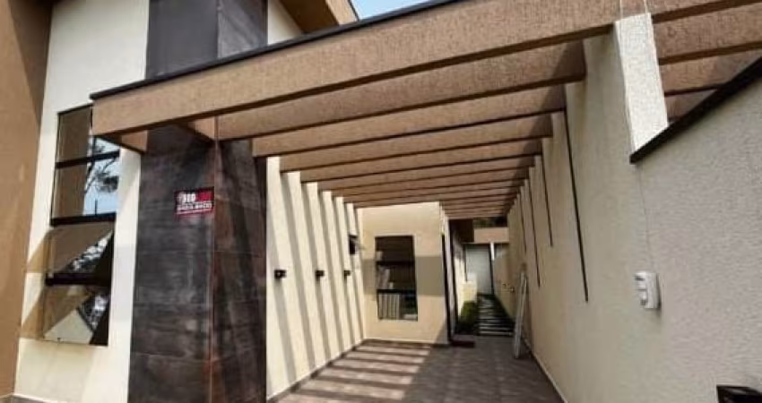 VENDE SE CASA ALTO PADRÃO, CONTEM DE 3 QUARTOS, ELIANE, GUARATUBA
