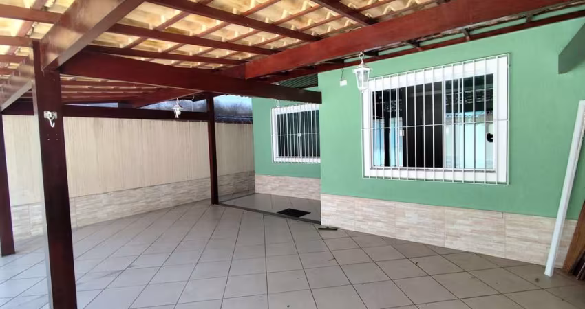 Casa para Venda em Rio das Ostras, Village Rio das Ostras, 3 dormitórios, 1 suíte, 1 banheiro, 2 vagas