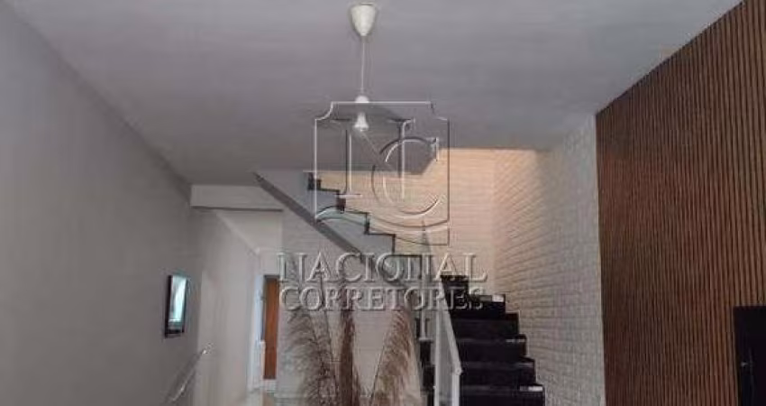 Sobrado à venda, 3 quartos, 1 suíte, 3 vagas, Vila Eldízia - Santo André/SP