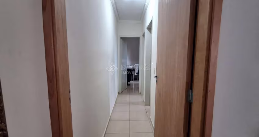 Apartamento à venda 2 dormitórios com armários e ventilador City Ribeirão