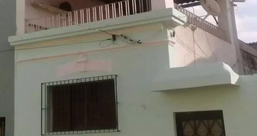 Casa à venda na Sé com 140m² 2 dormitórios 1 banheiro