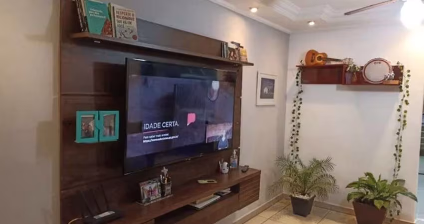 Excelente Casa 3 Dorm 1 Vaga (Porteira Fechada) em Itaquera!