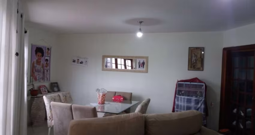 Sobrado à venda no Jardim Arize com 145m² 3 dormitórios 2 banheiros 5 vagas