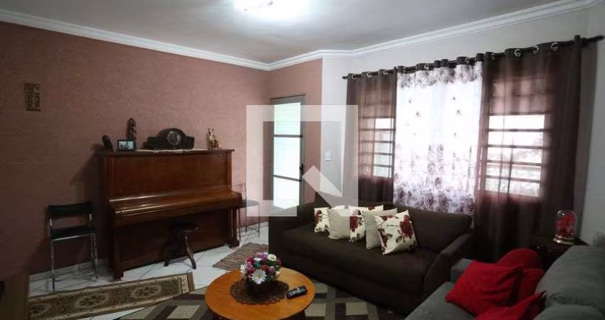 Casa à Venda - Jardim Santa Maria, 3 Quartos,  120 m2