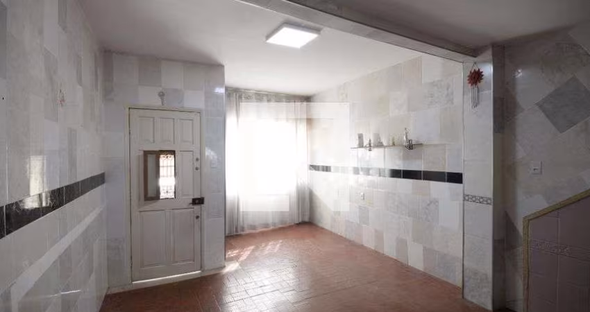 Casa à Venda - Cambuci, 2 Quartos,  104 m2