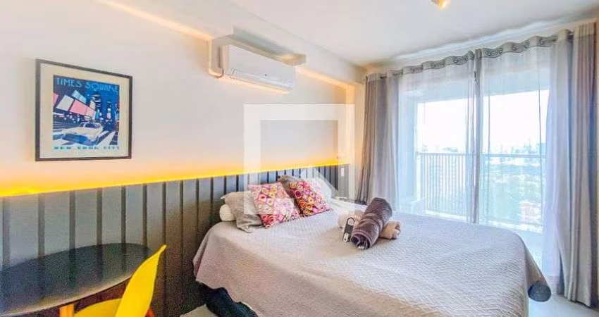 Apartamento à Venda - Santo Amaro , 1 Quarto,  29 m2