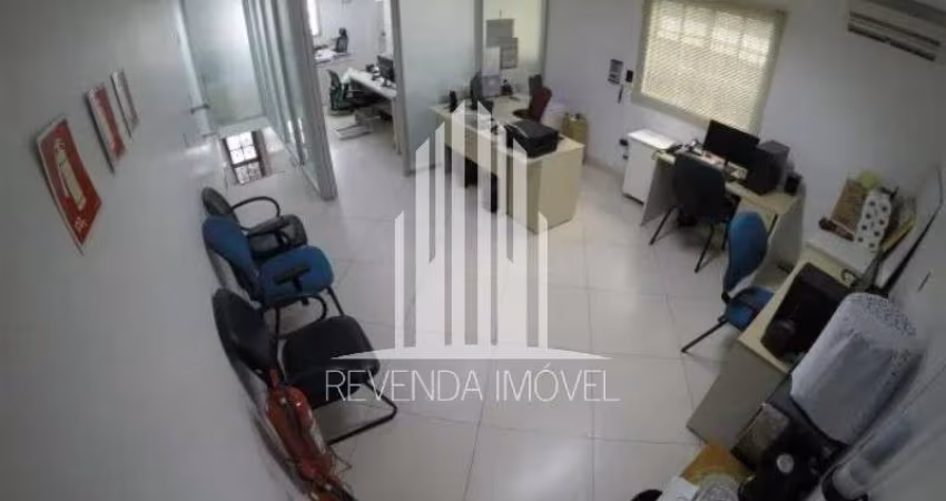 Prédio Comercial à Venda em São Paulo-SP, Jardim Jabaquara: 2 Salas, 444m² de Área!