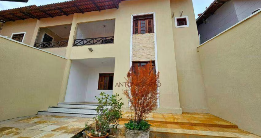 Casa à venda, 270 m² por R$ 630.000,00 - Mondubim - Fortaleza/CE