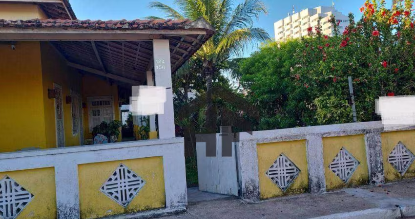 Casa à venda com 7 quartos e Beira Mar, localizada em São Jose da Coroa Grande, Pernambuco.