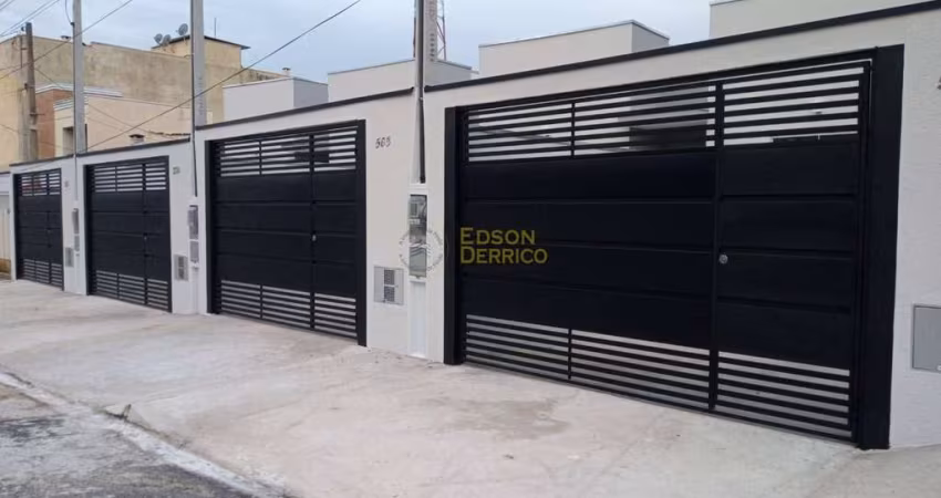 Casa com 2 quartos, Residencial Mombaça I - Pindamonhangaba