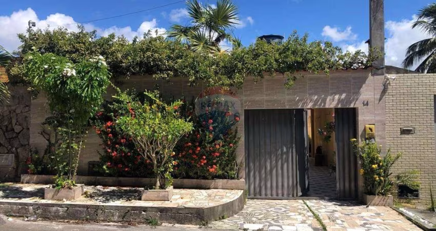 Casa à venda em Arembepe - Litoral Norte da Bahia