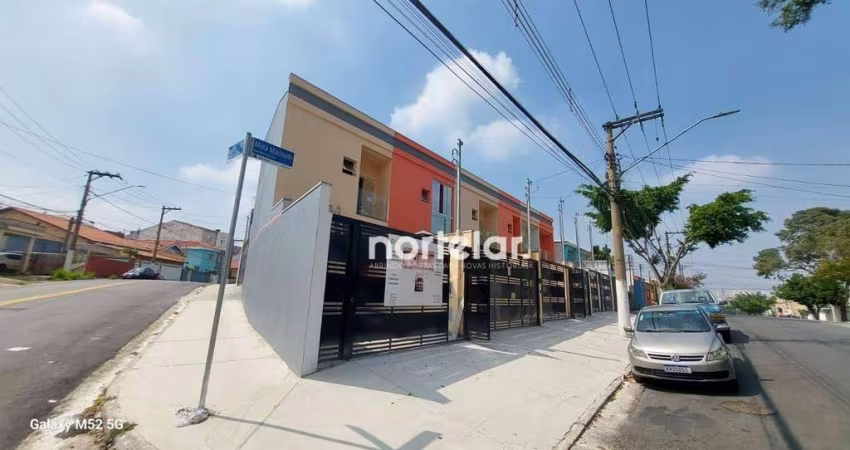 sobrado novo a venda 2 dormitorio sendo 2 suites 1 vaga de garagem na vila Califórnia por apena 429.000