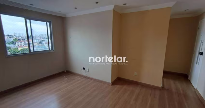 Apartamento com 2 dormitórios para alugar, 50 m² por R$ 2.100,00/mês - Vila Roque - São Paulo/SP