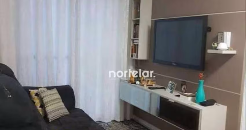 Apartamento com 2 dormitórios à venda, 52 m² por R$ 300.000,00 - Conjunto Residencial Vista Verde - São Paulo/SP