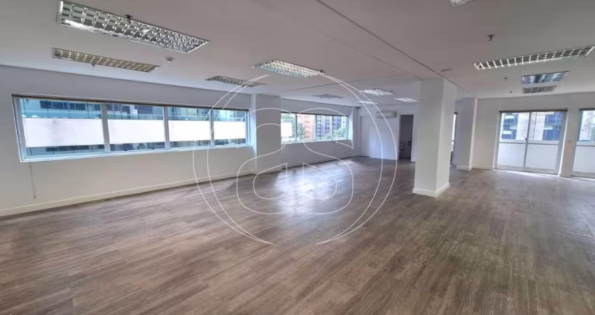 SALA COMERCIAL COM GARAGEM NA VILA OLIMPIA