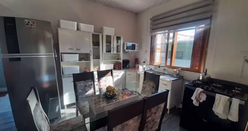 Casa com 3 quartos à venda na Rua Carlos Gomes, 137, Parque Tamandaré, Esteio