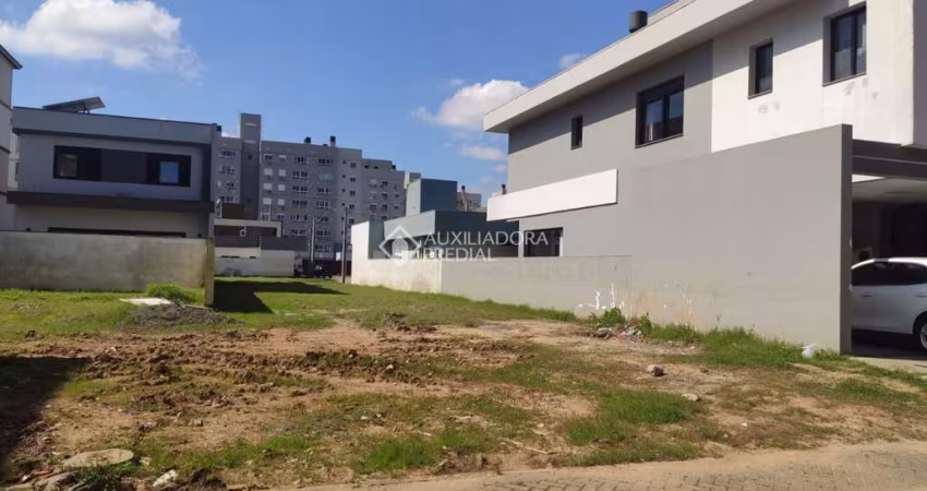 Terreno em condomínio fechado à venda na Rua Dom João Becker, 1836, Fátima, Canoas