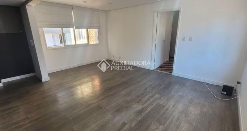 Apartamento com 3 quartos à venda na Rua Duque de Caxias, 1727, Centro Histórico, Porto Alegre