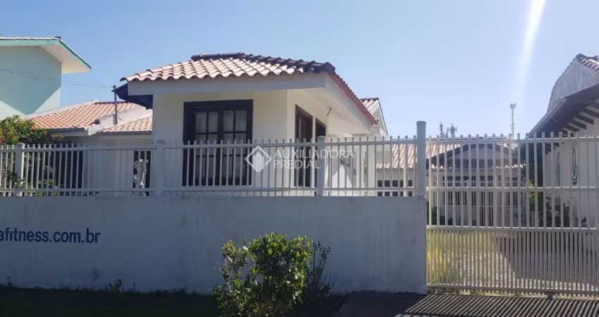 Casa com 3 quartos à venda na Avenida Quatorze, 196, Itapiruba, Imbituba