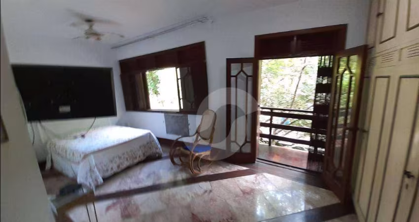 Casa com 5 dormitórios à venda, 367 m² por R$ 1.639.184,00 - São Francisco - Niterói/RJ