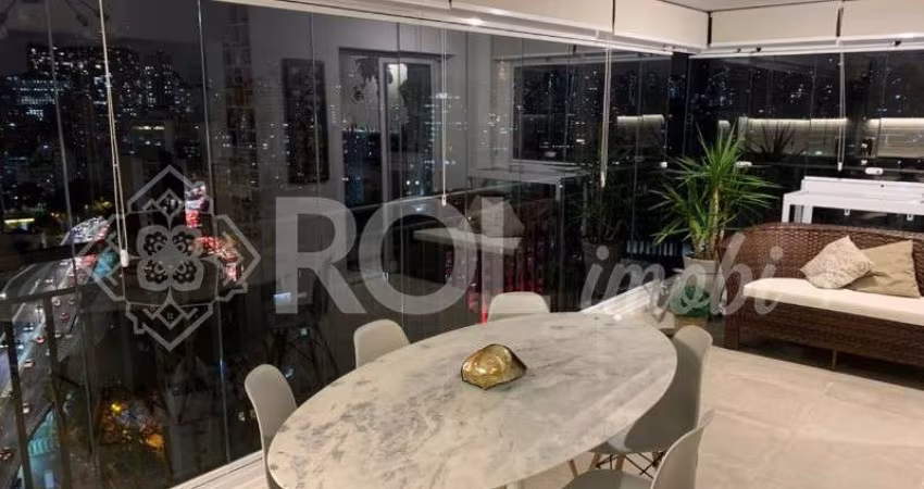 APARTAMENTO 50 M² - 1 SUÍTE - VARANDA - 1 VAGA - PRÓXIMO AO METRÔ - VENDA
