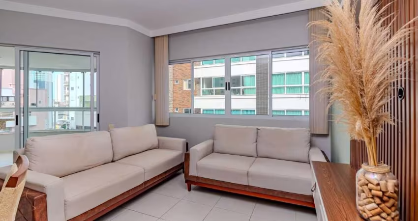 Apartamento à venda no Ed. Baía dos Golfinhos em Balneário Camboriú