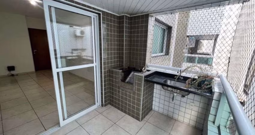 Apartamento moderno de 1 dormitório com sala dois ambientes, sacada gourmet e cozinha americana. Lazer completo e 1 vaga de garagem. Localização privilegiada em Praia Grande, SP. Á venda Imobiliaria C