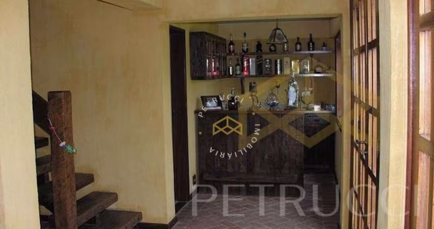 Sítio com 4 dormitórios à venda, 30000 m² por R$ 2.100.000,00 - Taboleiro Verde - Cotia/SP