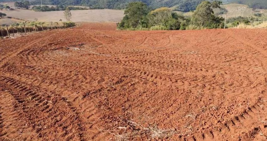 Área Rural à venda, Centro, São Miguel Arcanjo - AR0011.